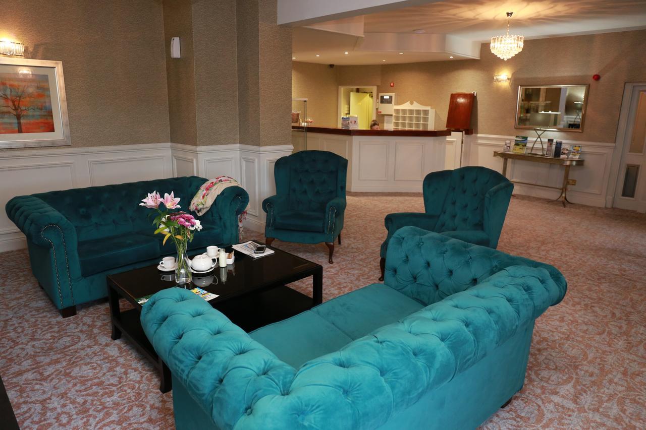 אומה Mellon Country Inn Hotel מראה חיצוני תמונה