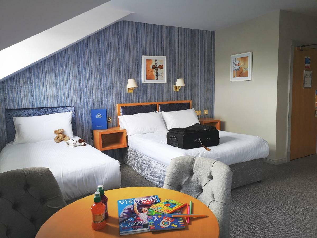 אומה Mellon Country Inn Hotel מראה חיצוני תמונה
